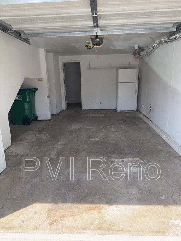 Building Photo - 1405 Terrace Dr