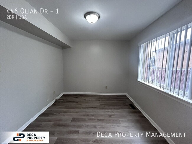 Building Photo - 446 Olian Dr