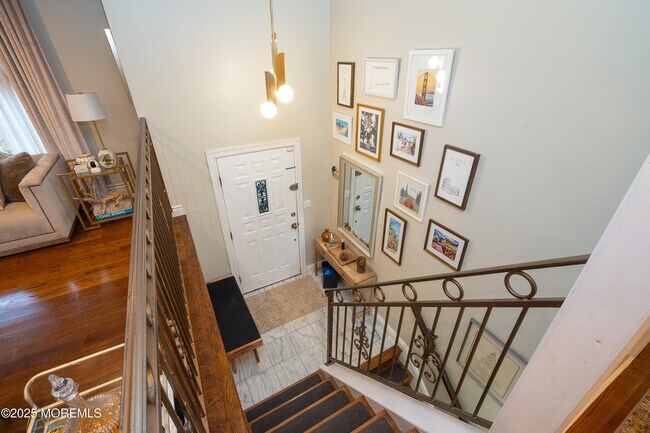 Building Photo - 121 Milton Ave