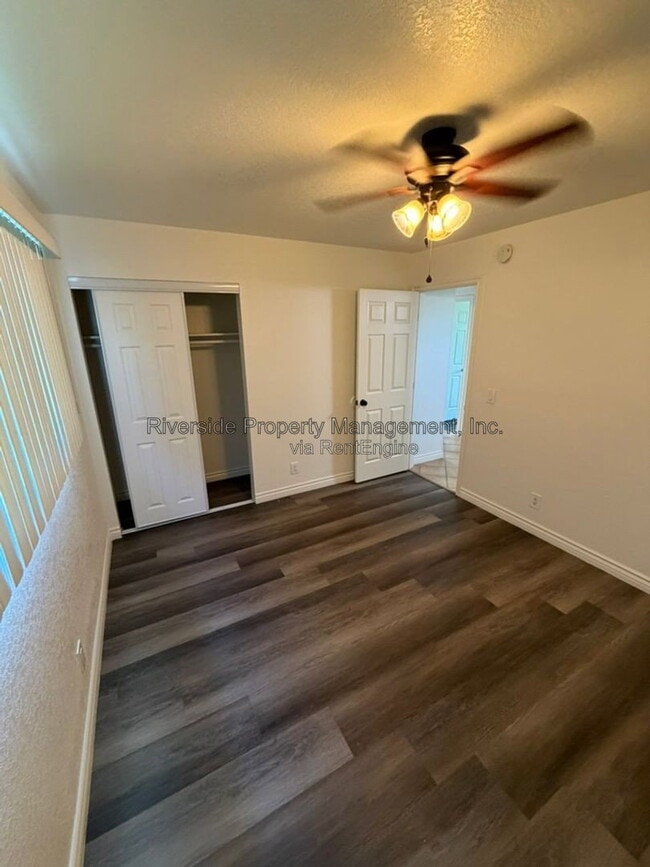 Building Photo - 4500 Sutton Pl