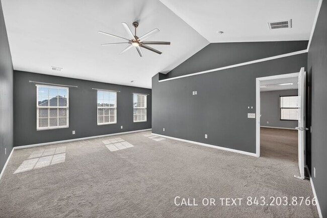Building Photo - 165 Weeping Cypress Dr