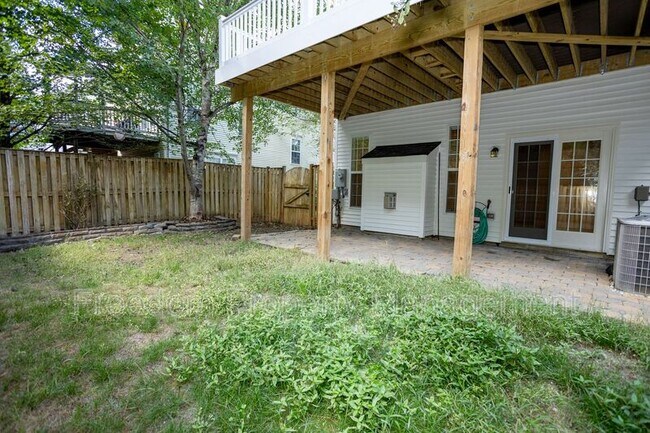 Building Photo - 16021 Pitner St