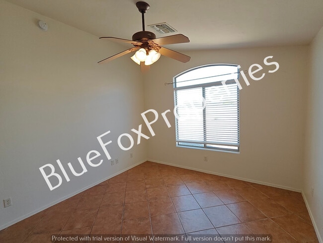 Building Photo - 60354 Alpine Way