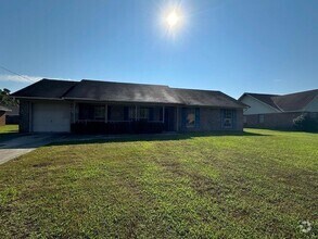 Building Photo - Home For Rent