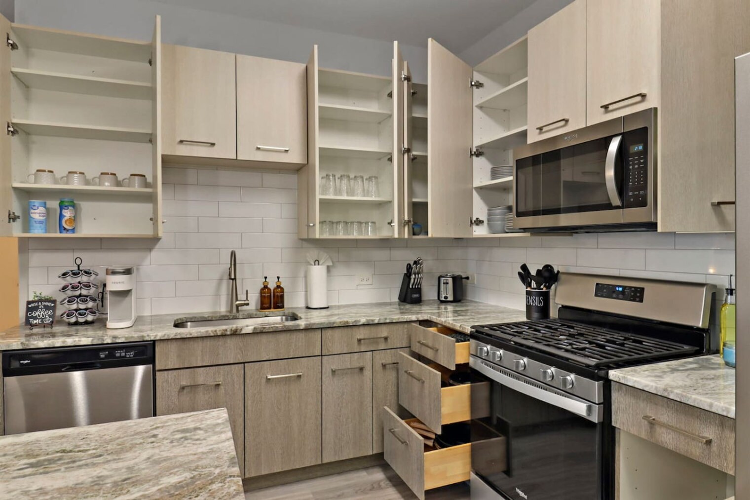 Building Photo - 28294 Ferry Rd