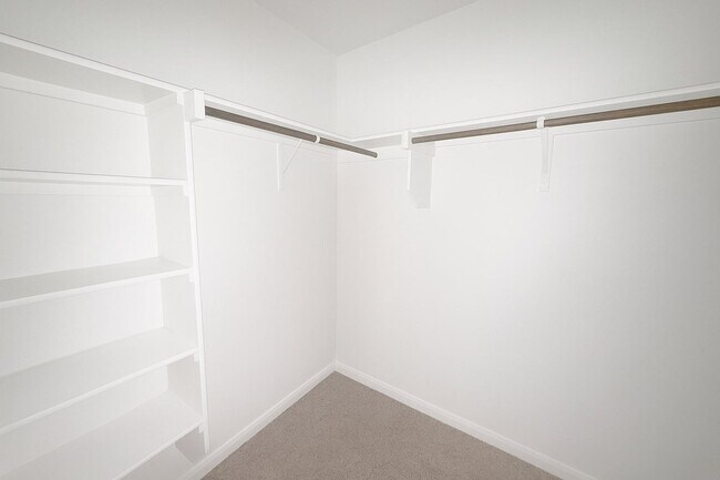 Building Photo - Beautiful 3-Bedroom Modern Home with Cover...