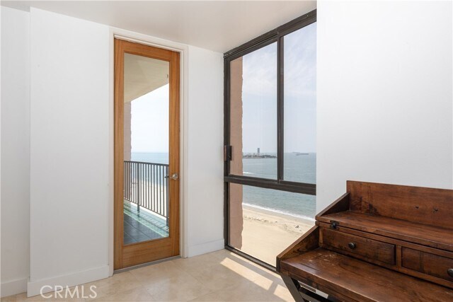 Building Photo - 1750 E Ocean Blvd