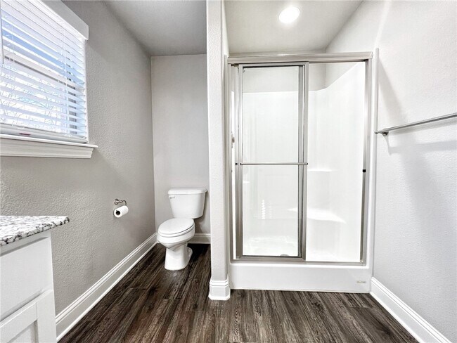 Building Photo - 1721 Charismatic Dr