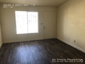 Building Photo - 2 Bed Condo at 67th Ave and Indian School Rd!