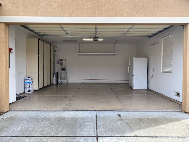 Building Photo - 1000 Orleans Ct