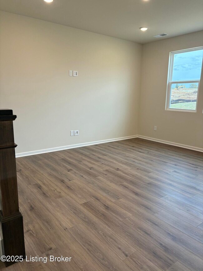 Building Photo - 16817 Aiken Rdg Cir