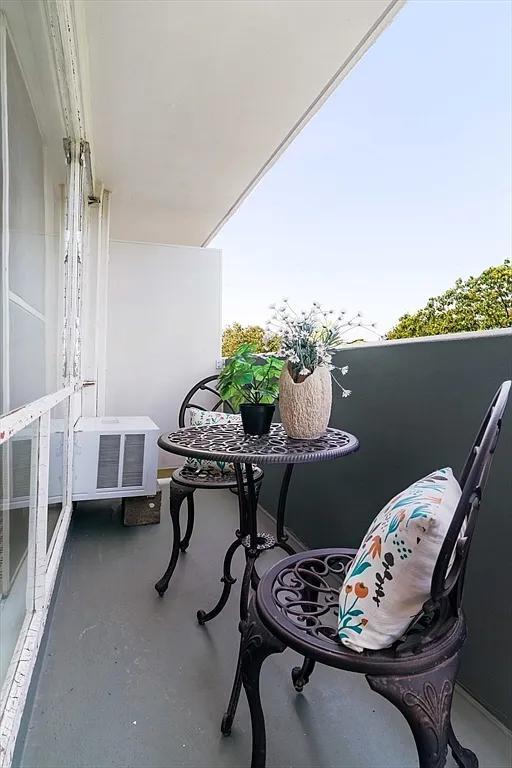 Building Photo - 29 Concord Ave