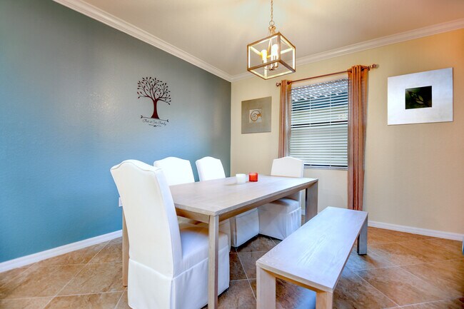 Building Photo - 12948 Broomfield Ln