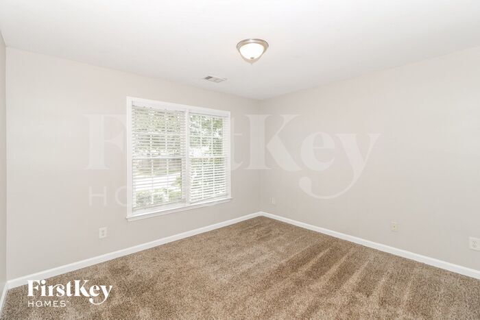 Building Photo - 1557 Grove Arbor Terrace