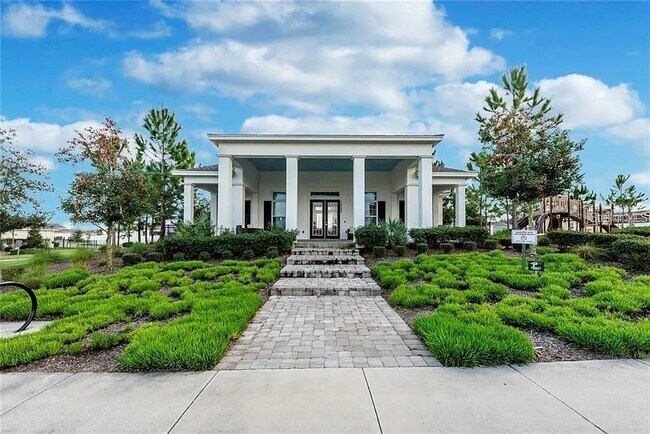 Building Photo - 15379 Shonan Gold Dr