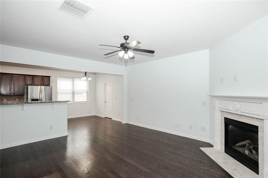 Building Photo - 438 Privet Cir
