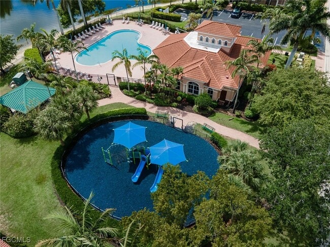 Building Photo - 9745 Roundstone Cir