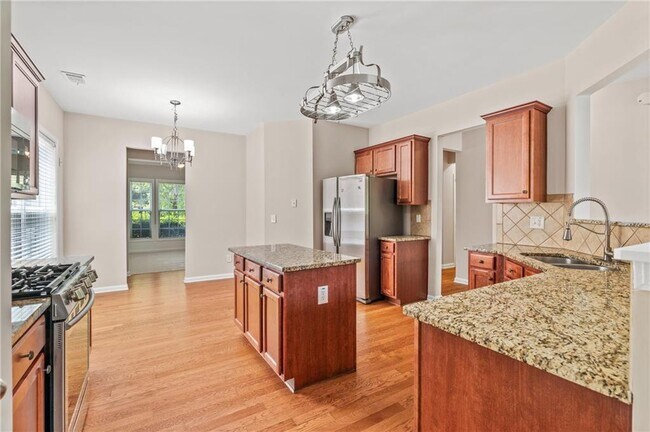 Building Photo - 1125 Harvest Brook Dr NE