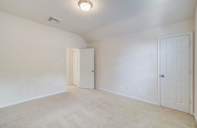Building Photo - 5122 Raven Forest Ln