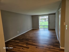 Building Photo - 522 Wilson Bridge Dr