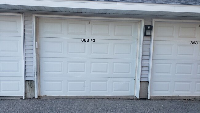 Garage Exterior - 888 Boston Way