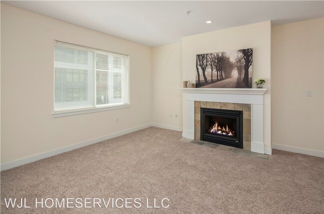 Building Photo - 2 br, 2 bath House - 1545 NW 57th St #311