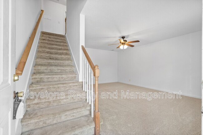 Building Photo - 512 Peachers Ridge Rd