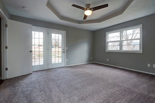 Building Photo - 3128 S Pinehurst Ave