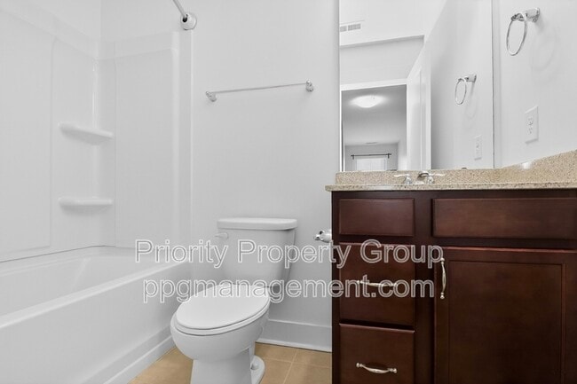 Building Photo - 1614 Pat Garrett St