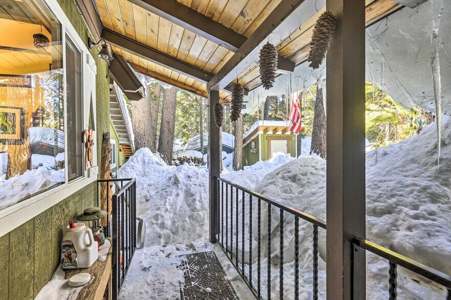 Building Photo - 1763 Narragansett Cir