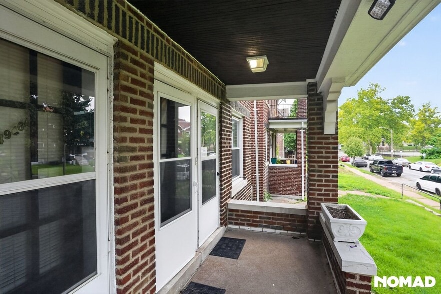Building Photo - 4946 Cote Brilliante Ave