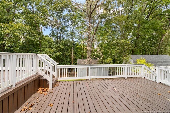 Building Photo - 904 Dandridge Dr
