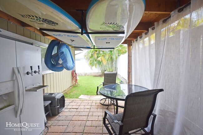 Building Photo - Kailua SFH in Kaelepulu School District 3/2+ Den, AC and Pet friendly!  $5250/mo