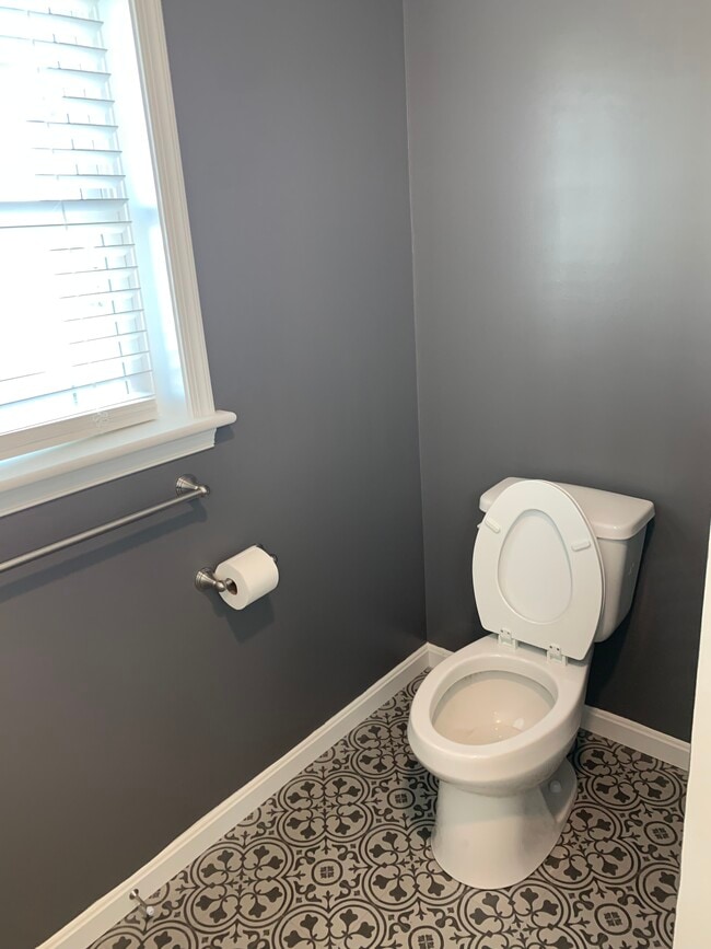 Master Bathroom - 145 Mayflower Dr