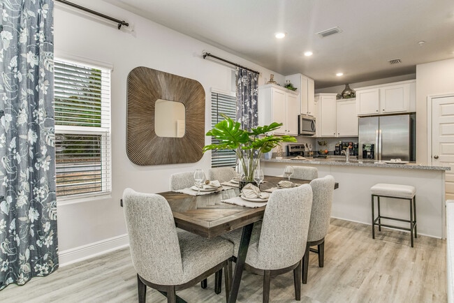 Dining Room Area - Walker Heights