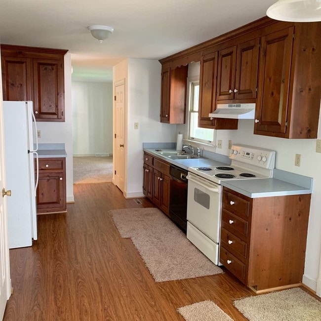 Building Photo - 7121 Mill Valley Rd