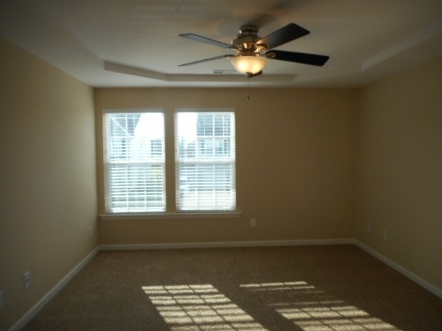 Building Photo - 1 Short Horn Ct