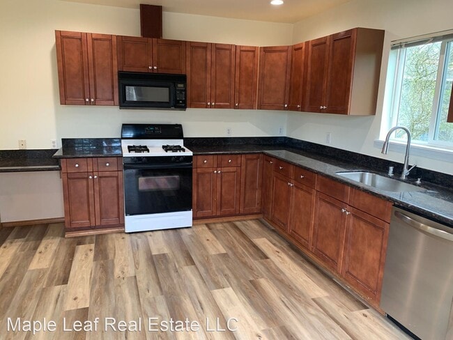 Building Photo - 2 br, 1 bath House - 4224 42nd Ave S