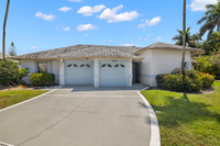 Building Photo - 2540 Royal Palm Ct