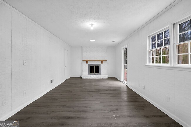 Building Photo - 2746 Abilene Trail SW