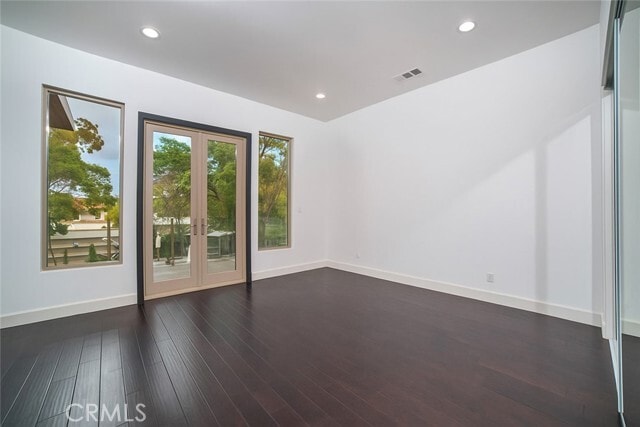 Building Photo - 15373 Valley Vista Blvd