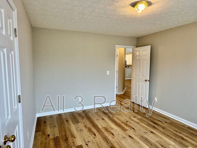 Building Photo - 8942 Stoneridge Pl