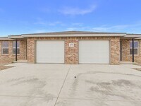 Building Photo - 1124 Caprock St