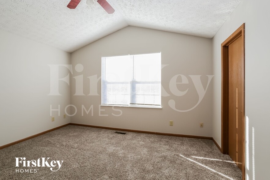 Building Photo - 1992 Dry Wash Rd