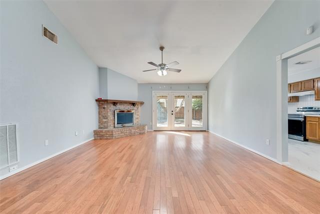 Building Photo - 4154 Emerson Dr