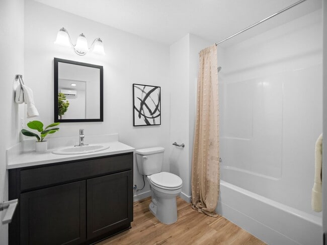 Building Photo - $500 OFF FIRST MONTHS RENT! Brand New Town...