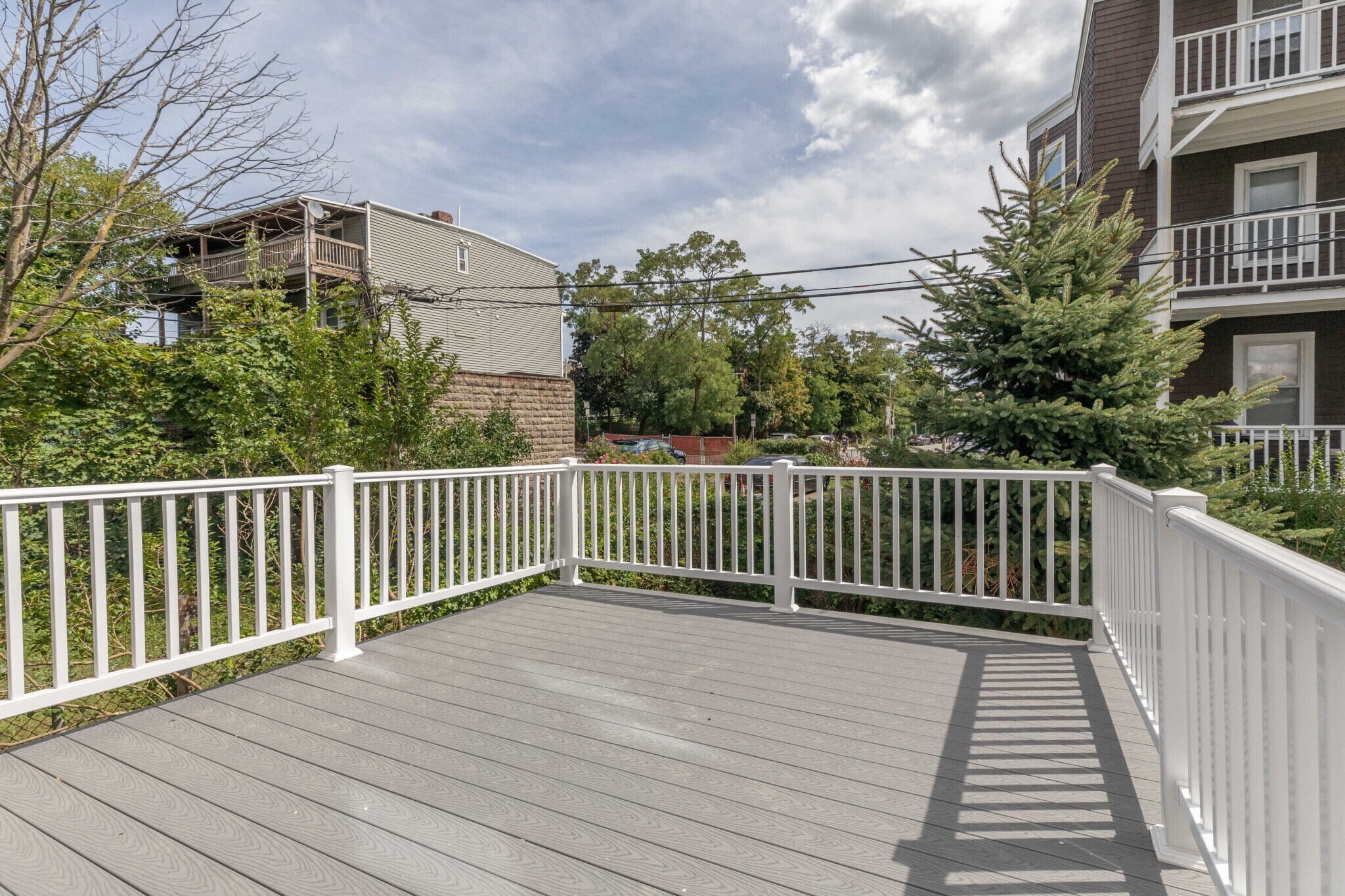 Building Photo - 843 Columbia Rd