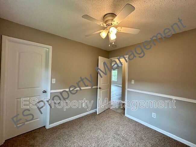 Building Photo - 5639 Dollar Run Ln