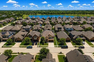 Building Photo - 8416 Whistling Duck Dr