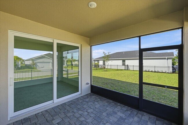 Building Photo - 11247 Barnstead Wy